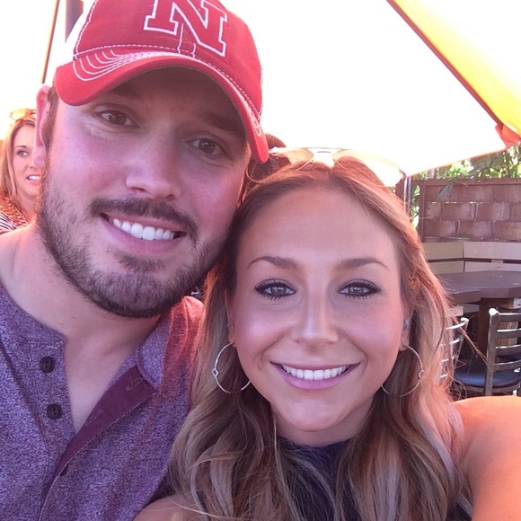 Meet your Posher, Sarah! 💁🏼💕 - Picture 3 of 8